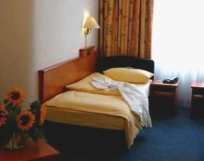 Hotel Westfaelischer Hof 3*